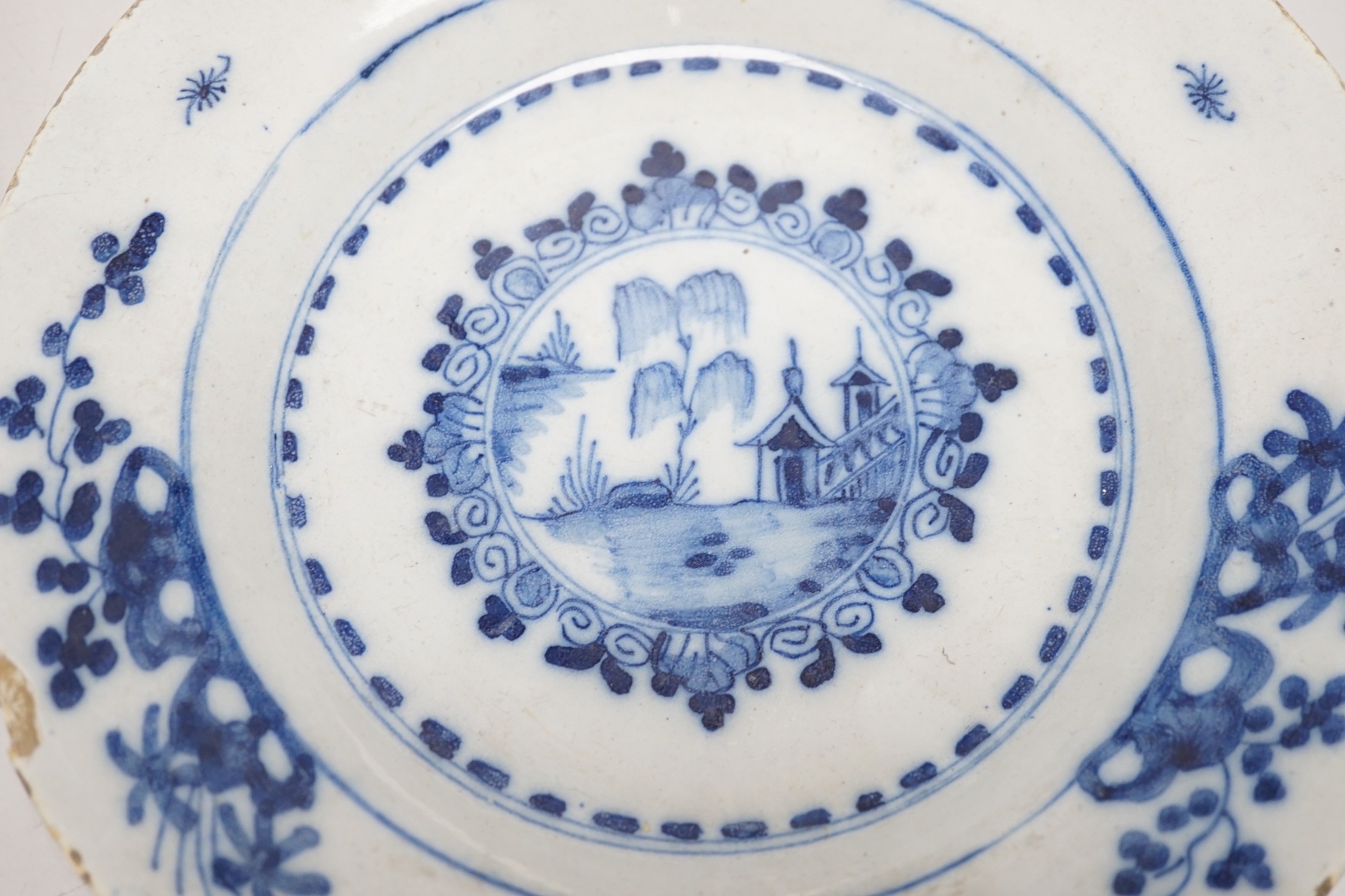 Two 18th century Delft plates, 24cm